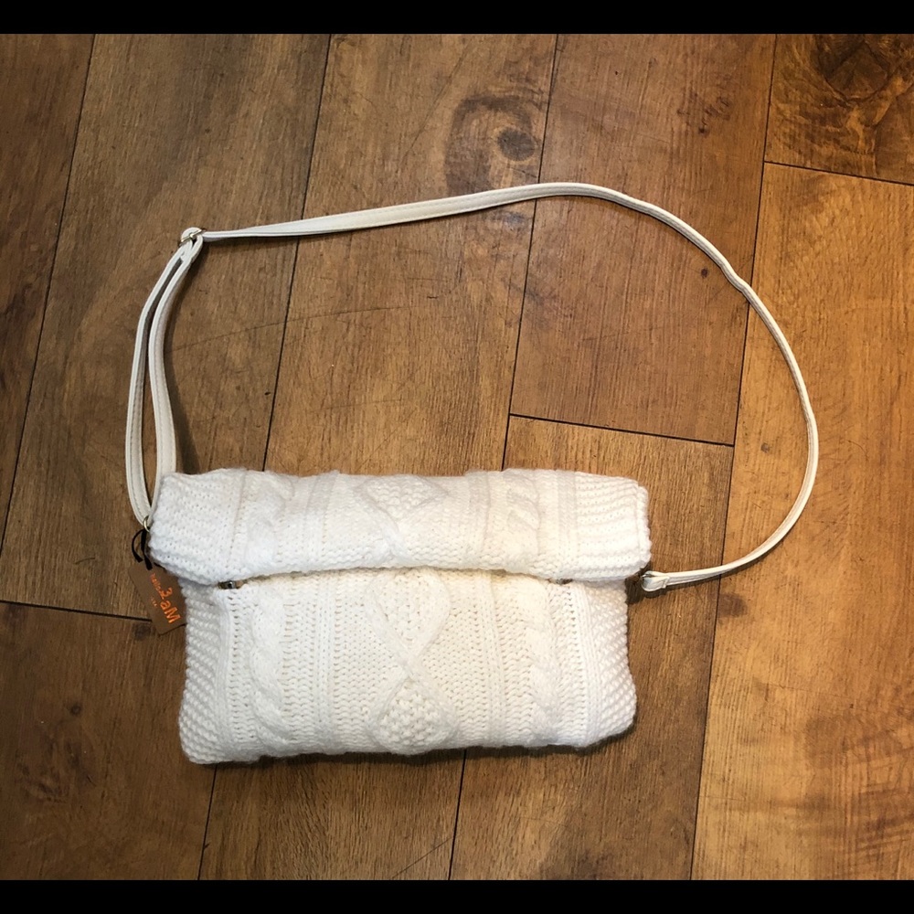 Knit handbag